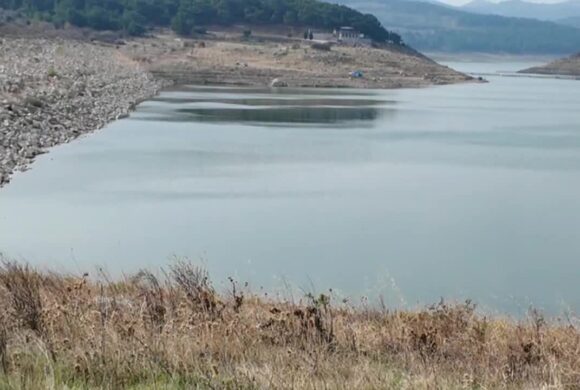 Termik santraller susuz bırakıyor Termik santraller susuz bırakıyor